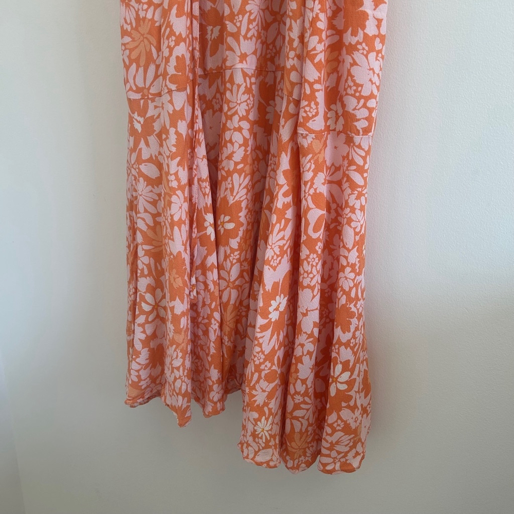 MINKPINK Aurora Marli Midi Dress Size Medium Floral Wrap A-Line - Picture 12 of 16